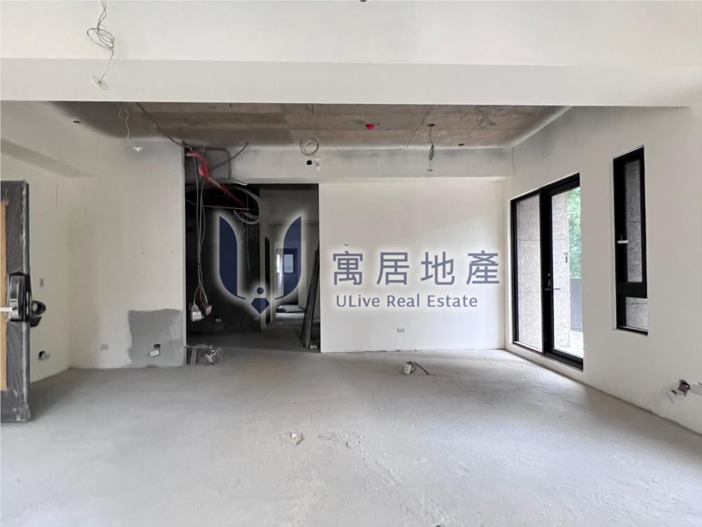南京復興ＭＲＴ、全新1樓店面