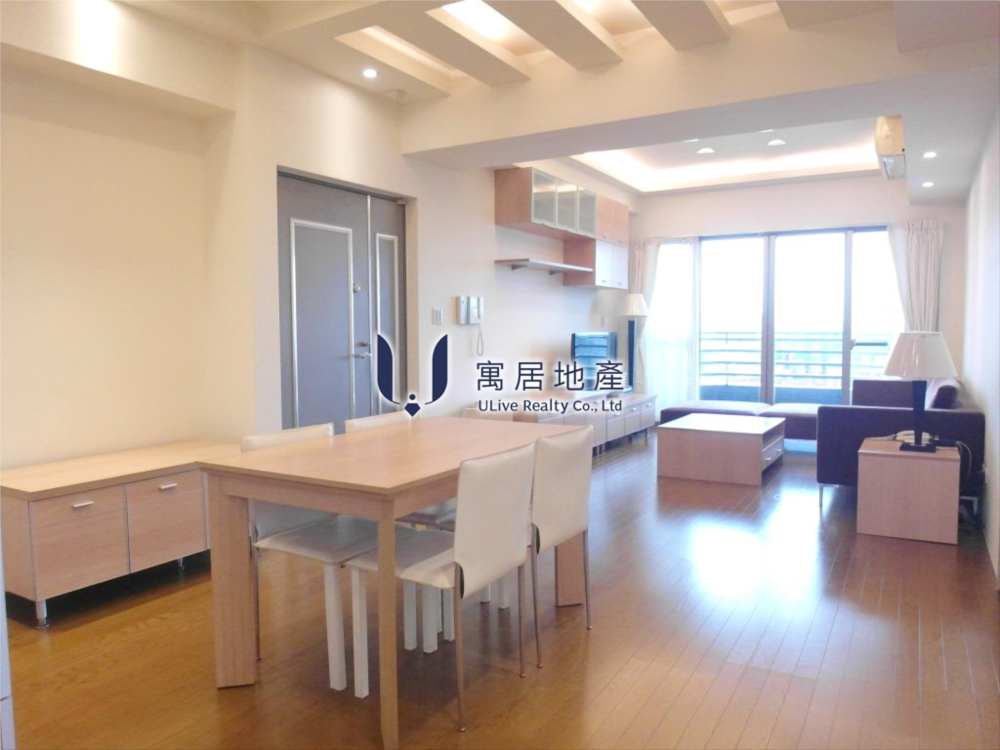 MRT松山｜饒河夜市｜高樓採光舒適3+1房｜有車位