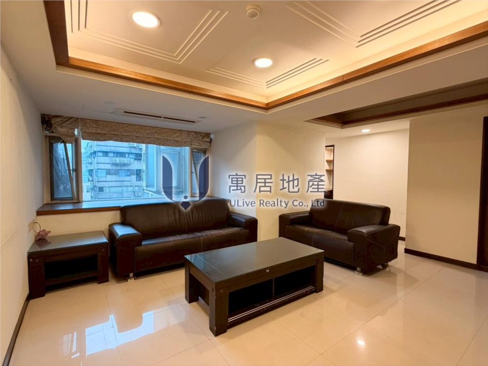 仁愛路稀有釋出｜可入戶籍＋報稅｜電梯6樓｜錯過不再｜6.5萬